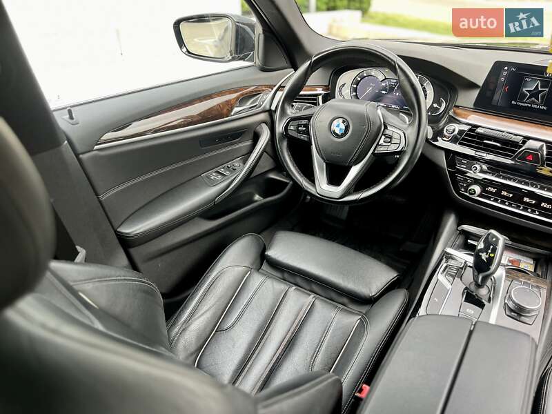 Седан BMW 5 Series 2017 в Ровно фото 26 Седан BMW 5 Series 2017 в Ровно