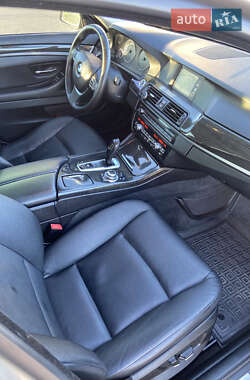Седан BMW 5 Series 2010 в 