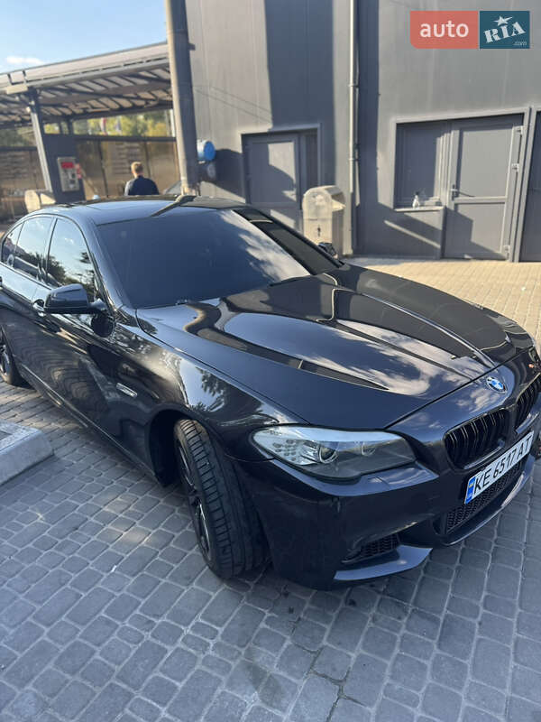 Седан BMW 5 Series 2013 в Дніпрі