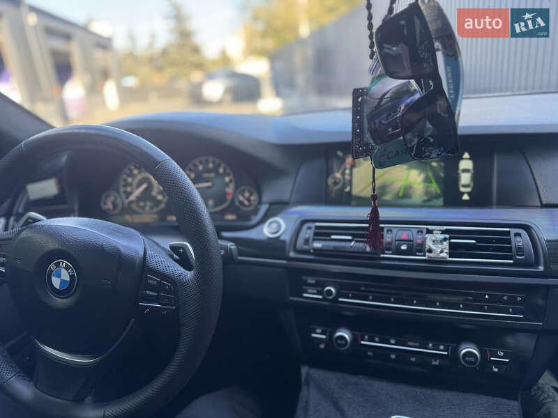 Седан BMW 5 Series 2013 в Дніпрі