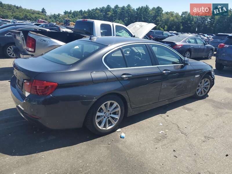 Седан BMW 5 Series 2016 в Львове