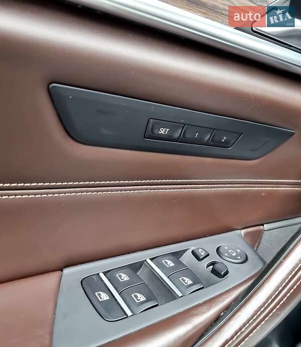 Универсал BMW 5 Series 2018 в Киеве