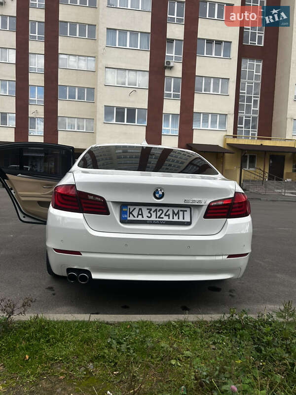 Седан BMW 5 Series 2013 в Боярке