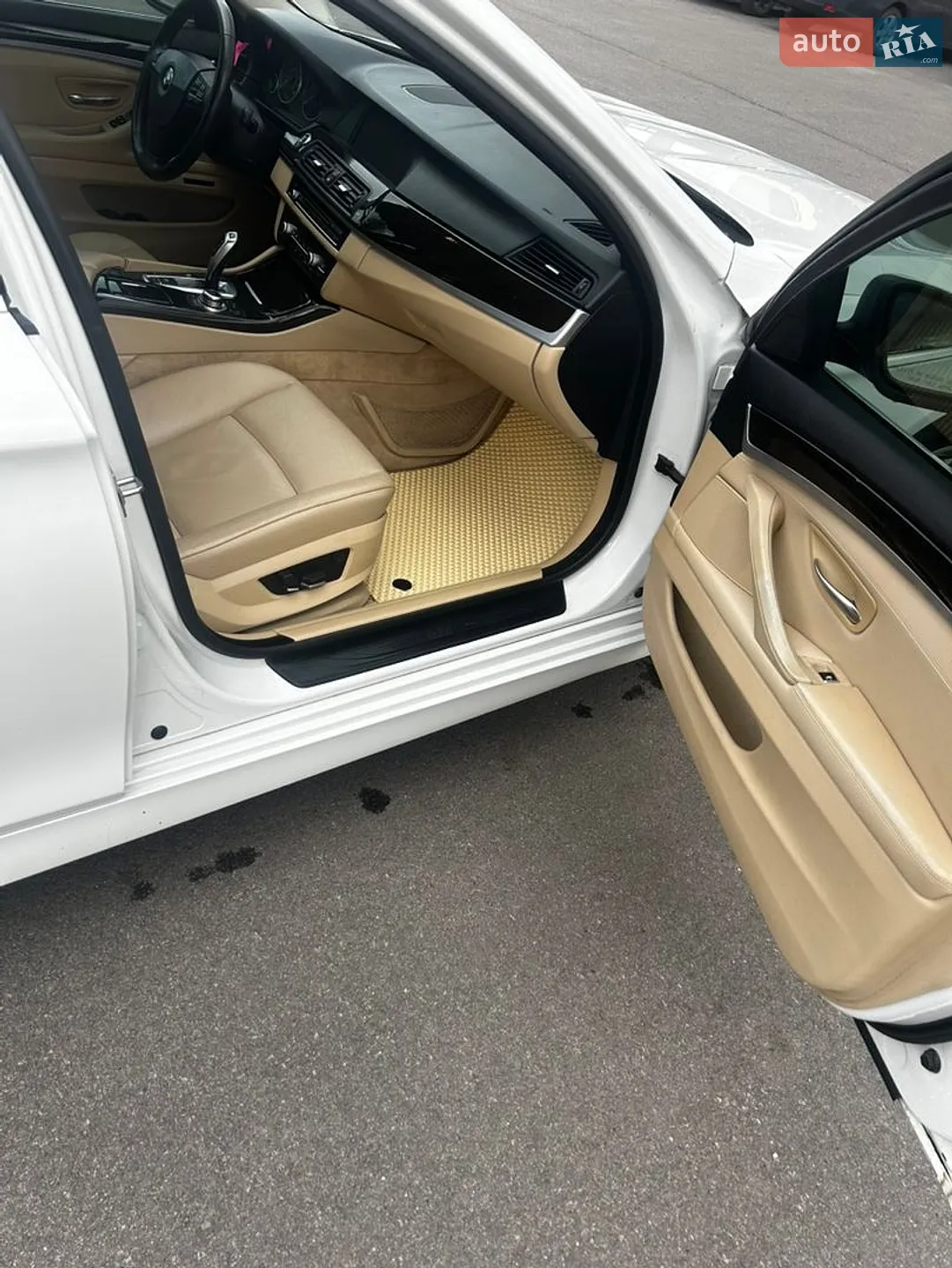 2013 BMW 5er - мініатюра 9