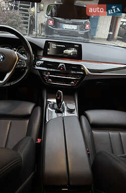 Седан BMW 5 Series 2018 в 