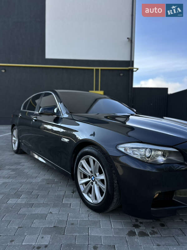 Седан BMW 5 Series 2011 в Кременце