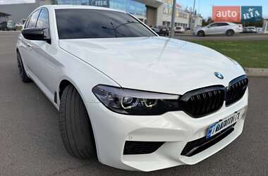 Седан BMW 5 Series 2017 в 