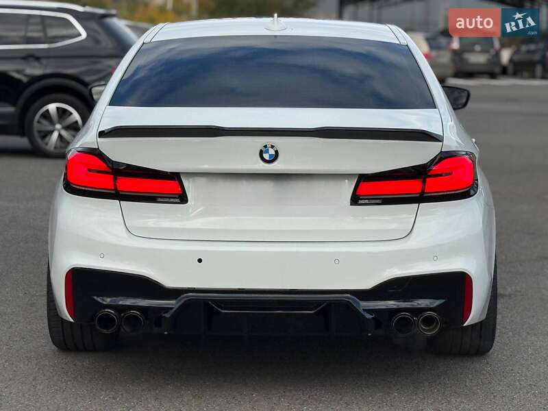 Седан BMW 5 Series 2017 в Кривом Роге