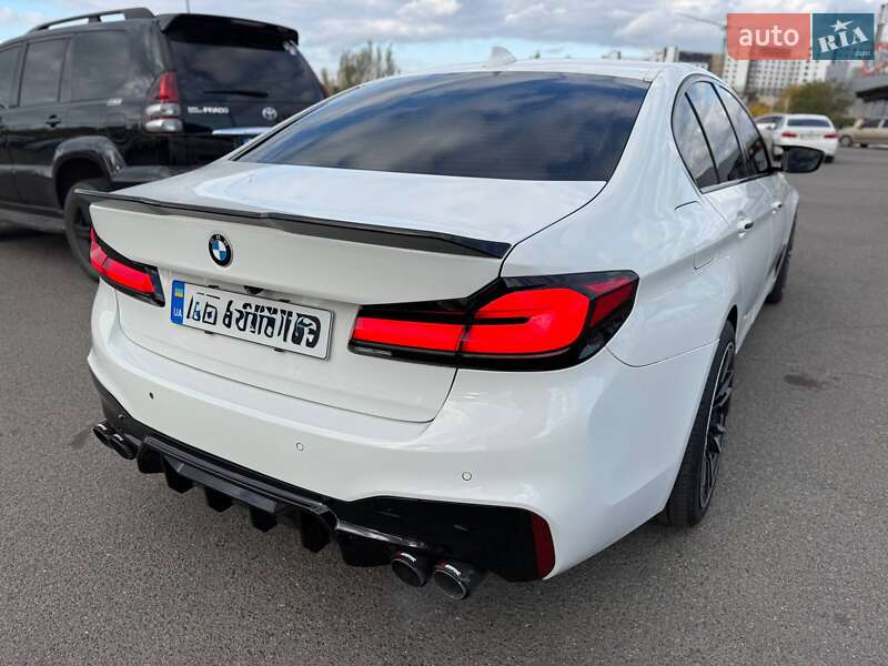 Седан BMW 5 Series 2017 в Кривом Роге