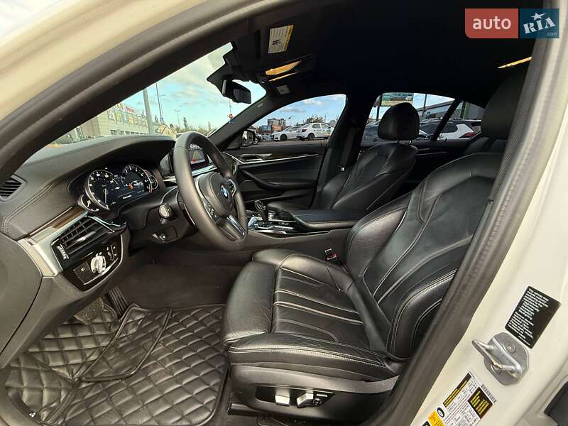 Седан BMW 5 Series 2017 в Кривом Роге