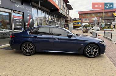 Седан BMW 5 Series 2021 в 