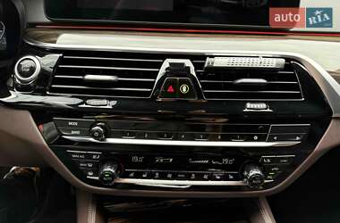 Седан BMW 5 Series 2021 в 