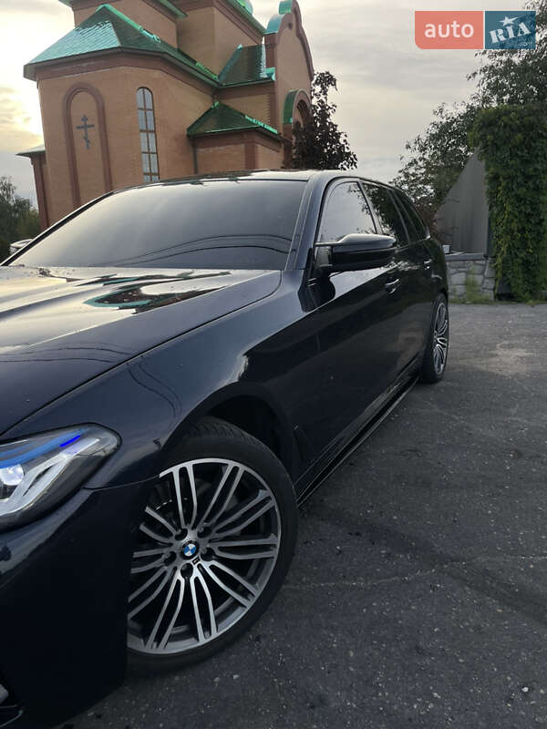 Універсал BMW 5 Series 2018 в Києві фото 5 Універсал BMW 5 Series 2018 в Києві