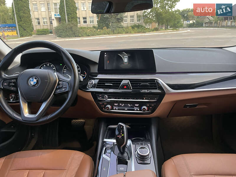 Універсал BMW 5 Series 2018 в Києві фото 28 Універсал BMW 5 Series 2018 в Києві