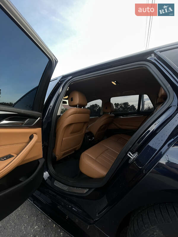 Універсал BMW 5 Series 2018 в Києві фото 34 Універсал BMW 5 Series 2018 в Києві