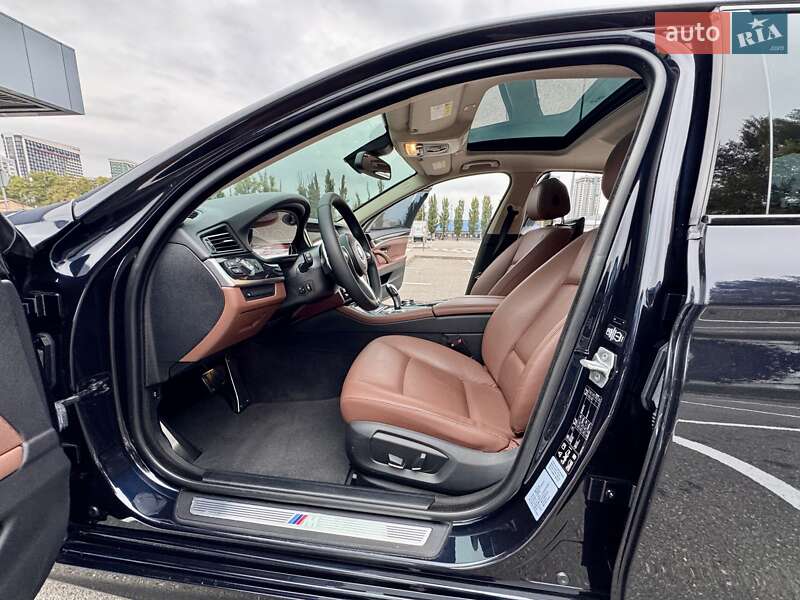 Седан BMW 5 Series 2015 в Киеве