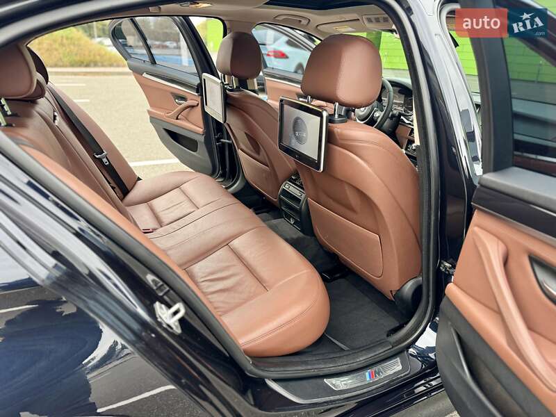 Седан BMW 5 Series 2015 в Киеве