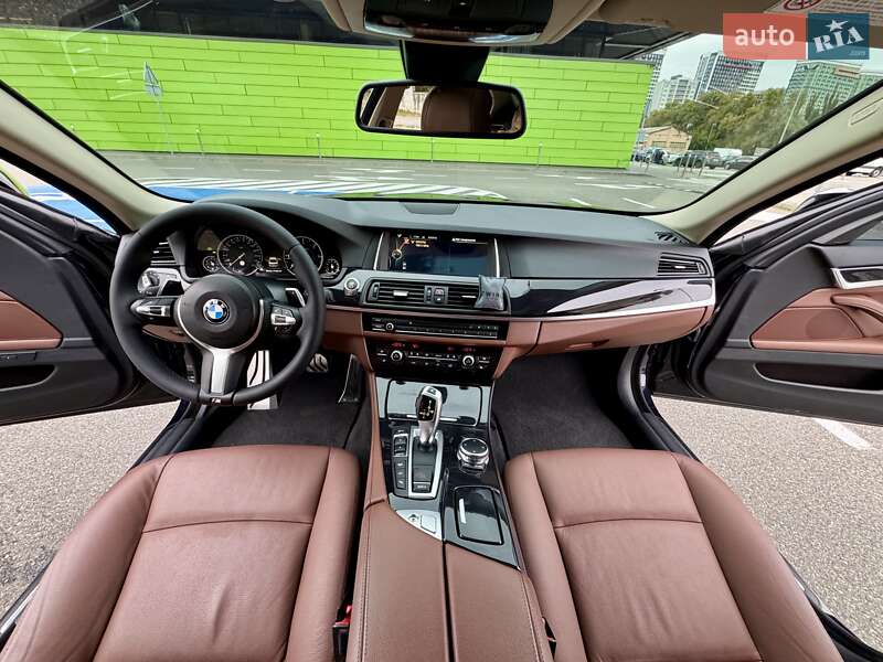 Седан BMW 5 Series 2015 в Киеве