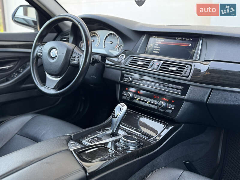 Седан BMW 5 Series 2014 в Сарнах