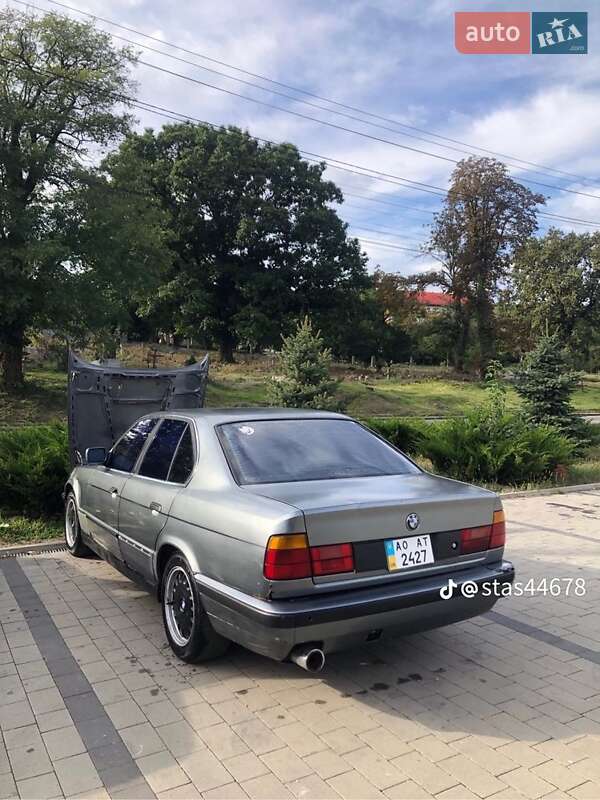 BMW 5 Series 1990 BMW 5 Series 1990