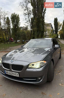 Седан BMW 5 Series 2010 в 