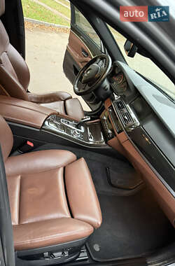 Седан BMW 5 Series 2010 в 