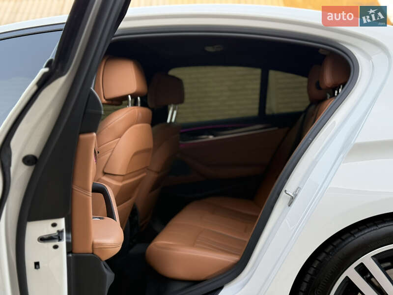 Седан BMW 5 Series 2017 в Миколаєві