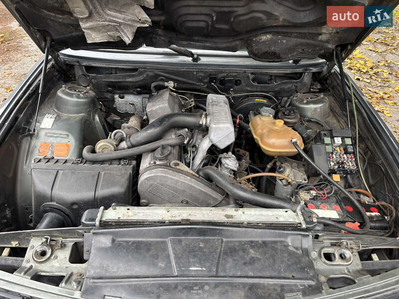 Седан BMW 5 Series 1986 в Знаменке