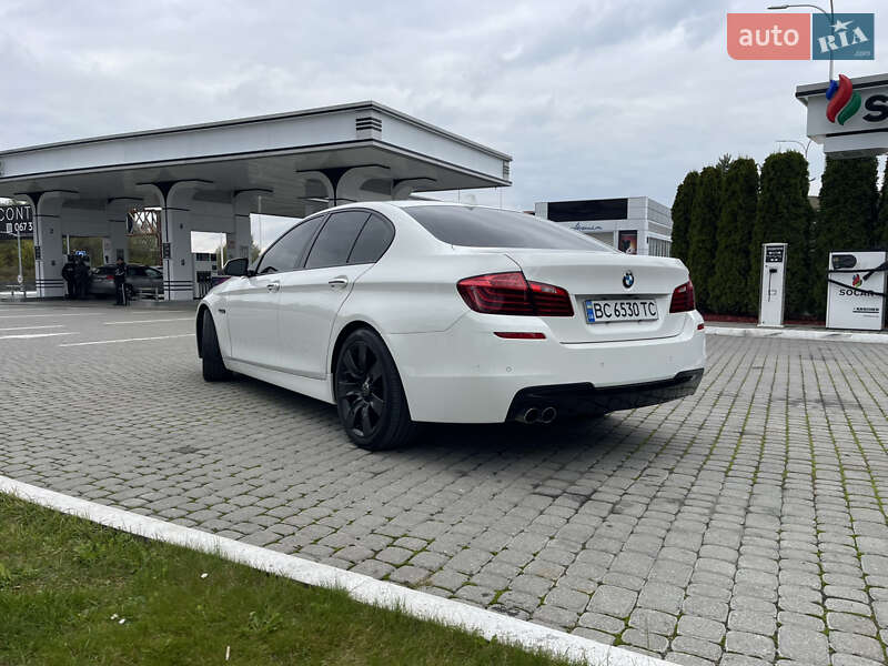 Седан BMW 5 Series 2013 в Львові