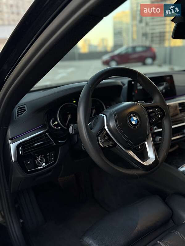 Седан BMW 5 Series 2017 в Києві