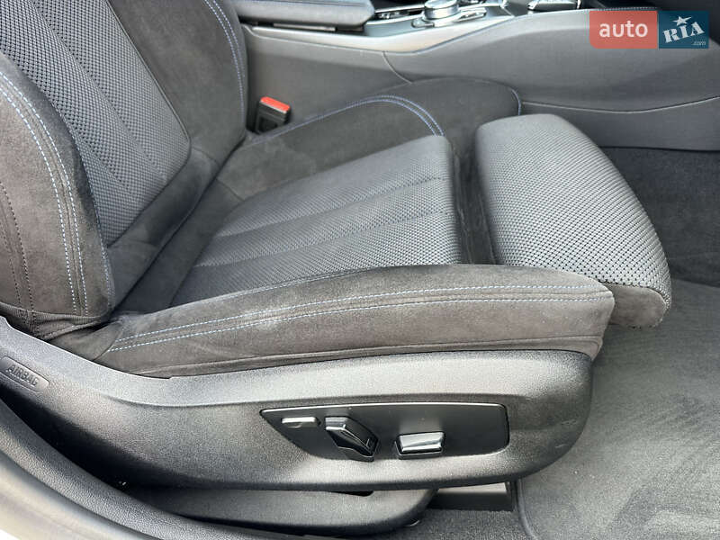 Седан BMW 5 Series 2020 в Ивано-Франковске