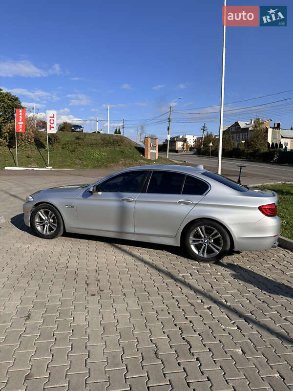 Седан BMW 5 Series 2013 в Чернівцях