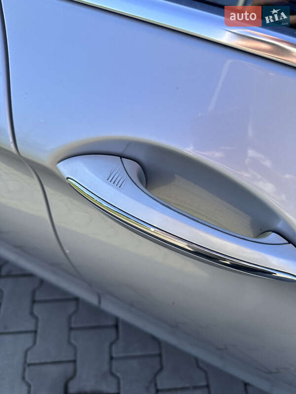 Седан BMW 5 Series 2013 в Чернівцях