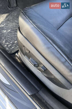 Седан BMW 5 Series 2013 в 
