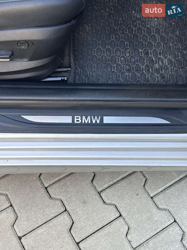 Седан BMW 5 Series 2013 в Чернівцях