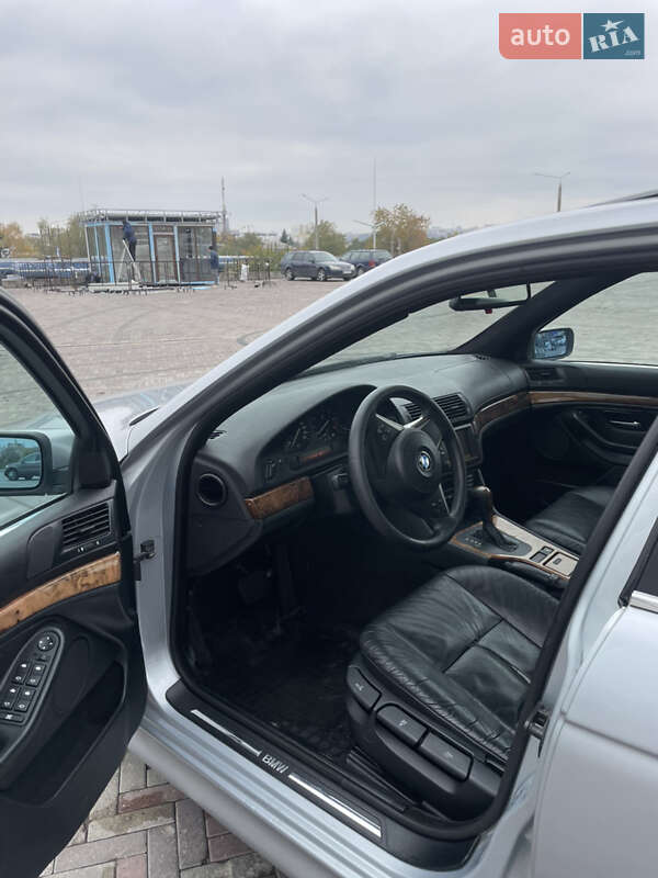 Седан BMW 5 Series 1998 в Харкові