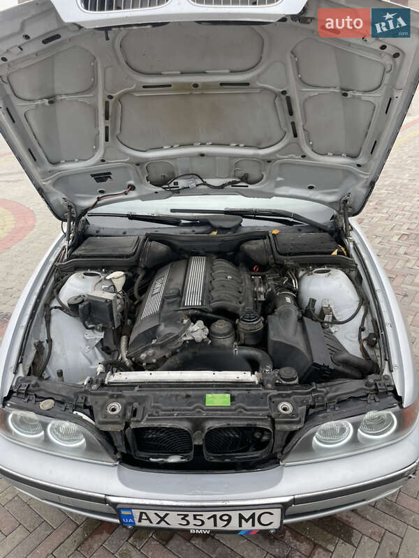 Седан BMW 5 Series 1998 в Харкові