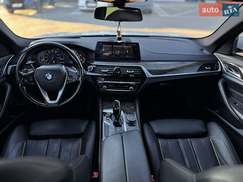 Седан BMW 5 Series 2018 в Ровно фото 76 Седан BMW 5 Series 2018 в Ровно