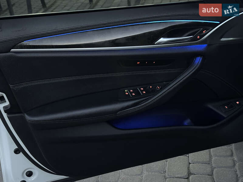 Седан BMW 5 Series 2018 в Ровно фото 87 Седан BMW 5 Series 2018 в Ровно
