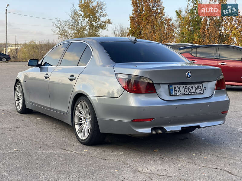 Седан BMW 5 Series 2004 в Харкові