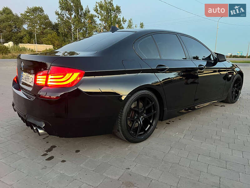 Седан BMW 5 Series 2011 в Бережанах