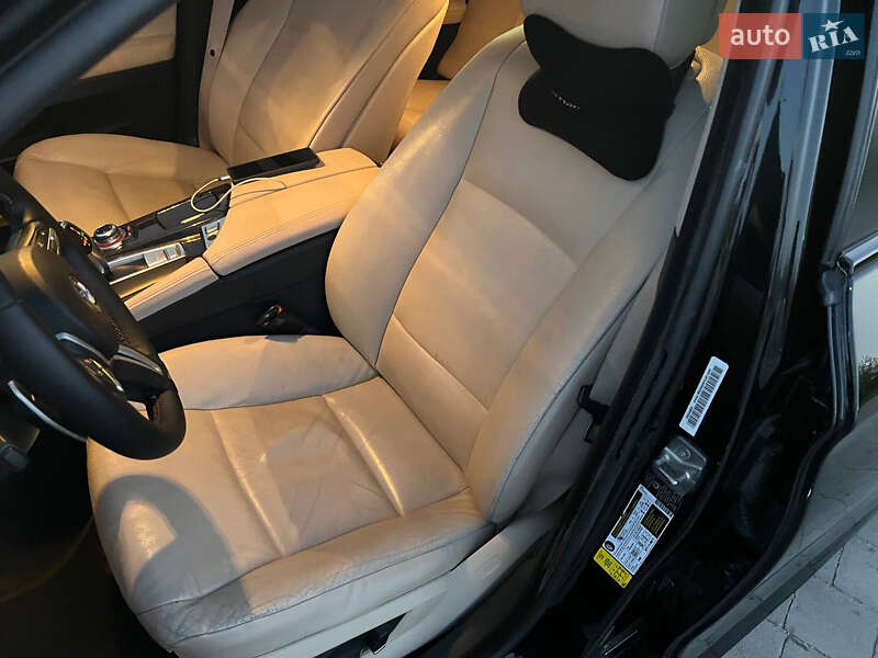 Седан BMW 5 Series 2011 в Бережанах