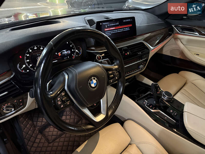 Седан BMW 5 Series 2017 в Києві