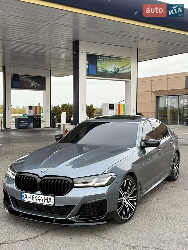 Седан BMW 5 Series 2018 в Дніпрі фото 12 Седан BMW 5 Series 2018 в Дніпрі