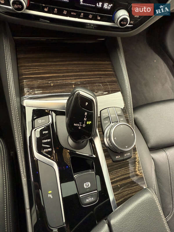 Седан BMW 5 Series 2018 в Дніпрі фото 33 Седан BMW 5 Series 2018 в Дніпрі