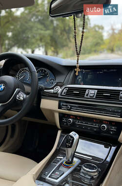 Седан BMW 5 Series 2013 в 