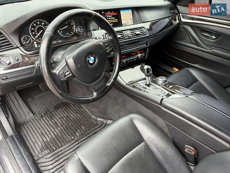 Седан BMW 5 Series 2015 в Сумах
