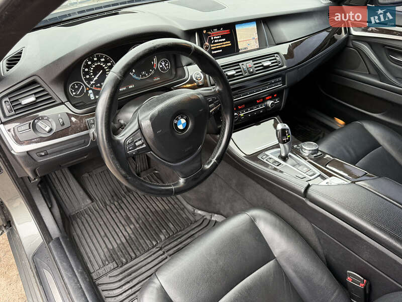 Седан BMW 5 Series 2015 в Сумах