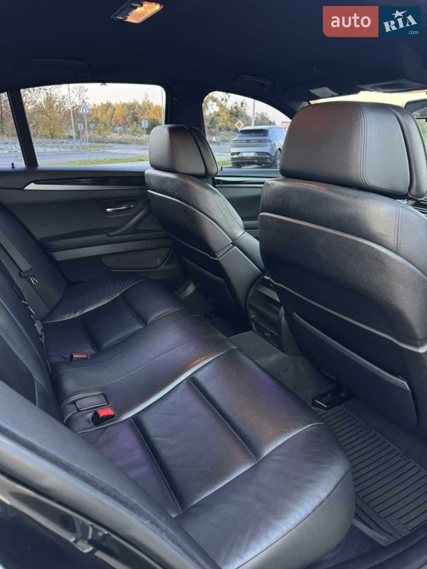 2011 BMW 5er - мініатюра 29
