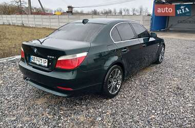 Седан BMW 5 Series 2003 в  фото 8 Седан BMW 5 Series 2003 в